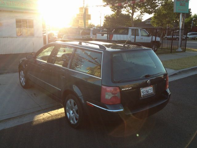 2003 Volkswagen Passat SE Crew Cab 4WD FFV