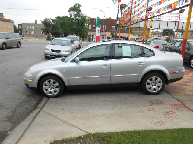 2003 Volkswagen Passat SE Crew Cab 4WD FFV