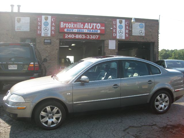 2003 Volkswagen Passat SE Crew Cab 4WD FFV