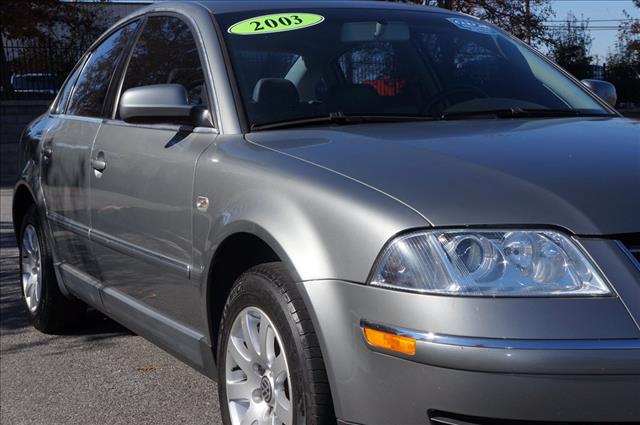 2003 Volkswagen Passat Unknown