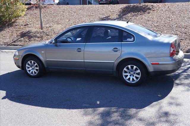 2003 Volkswagen Passat Unknown