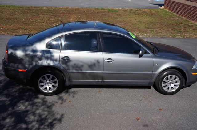 2003 Volkswagen Passat Unknown