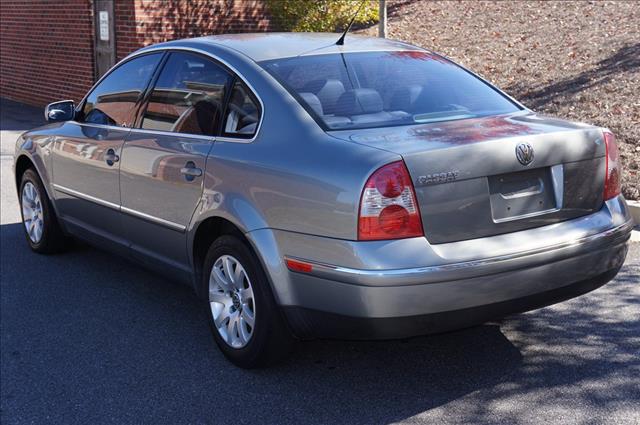 2003 Volkswagen Passat Unknown