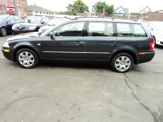 2003 Volkswagen Passat SE Crew Cab 4WD FFV