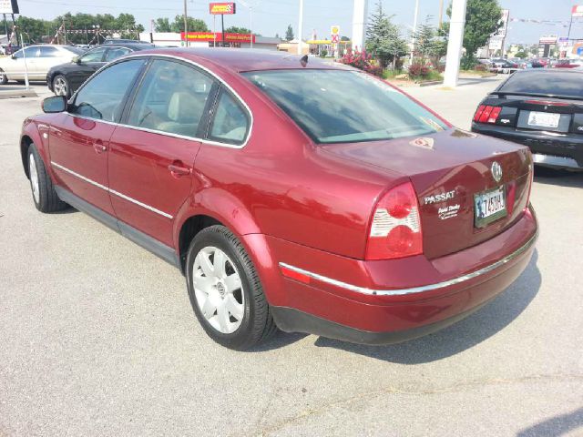 2003 Volkswagen Passat SE Crew Cab 4WD FFV