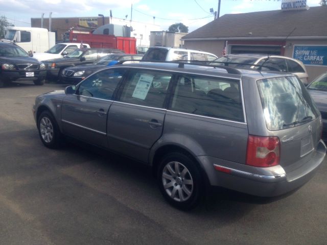 2003 Volkswagen Passat Unknown