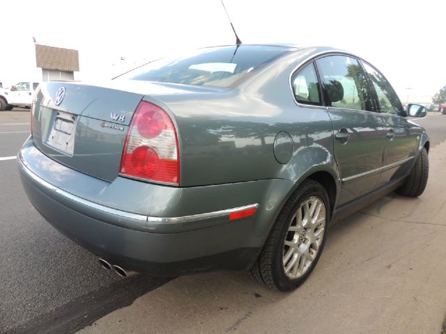 2003 Volkswagen Passat LS W/leather Seats