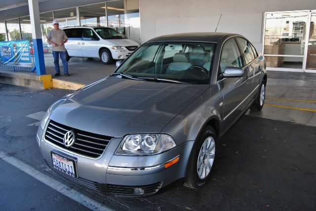 2003 Volkswagen Passat King Cab 4WD