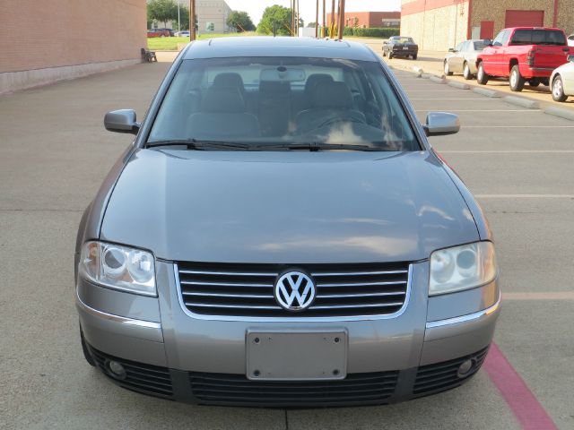 2003 Volkswagen Passat SE Crew Cab 4WD FFV