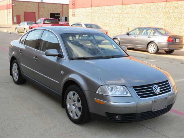 2003 Volkswagen Passat SE Crew Cab 4WD FFV