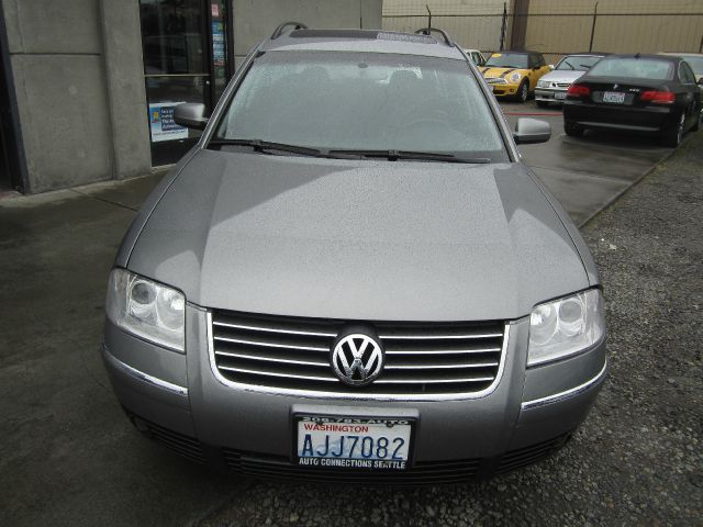 2003 Volkswagen Passat SE Crew Cab 4WD FFV