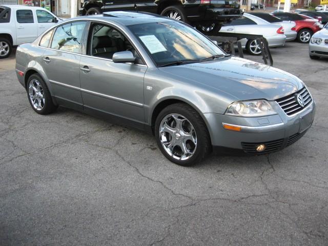 2003 Volkswagen Passat 2DR CPE NAVI MT SI