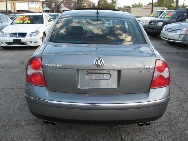 2003 Volkswagen Passat 2DR CPE NAVI MT SI