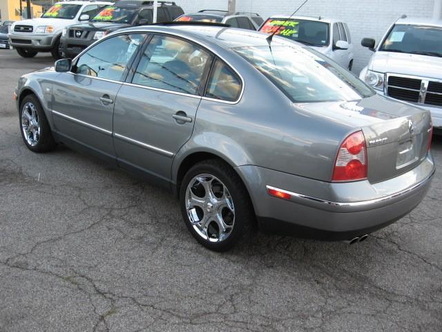 2003 Volkswagen Passat 2DR CPE NAVI MT SI