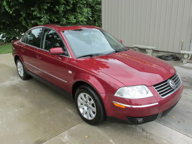 2003 Volkswagen Passat 2.0T Quattro Special Edition PKG