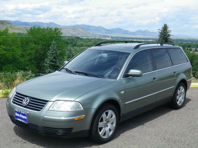 2003 Volkswagen Passat SE Crew Cab 4WD FFV