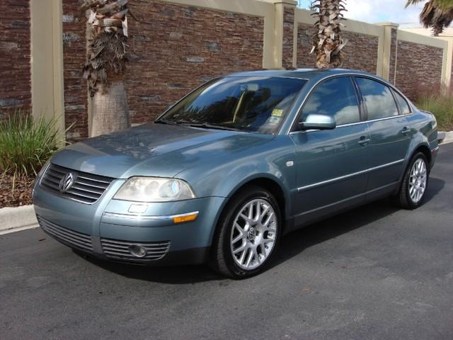 2003 Volkswagen Passat 2DR CPE NAVI MT SI