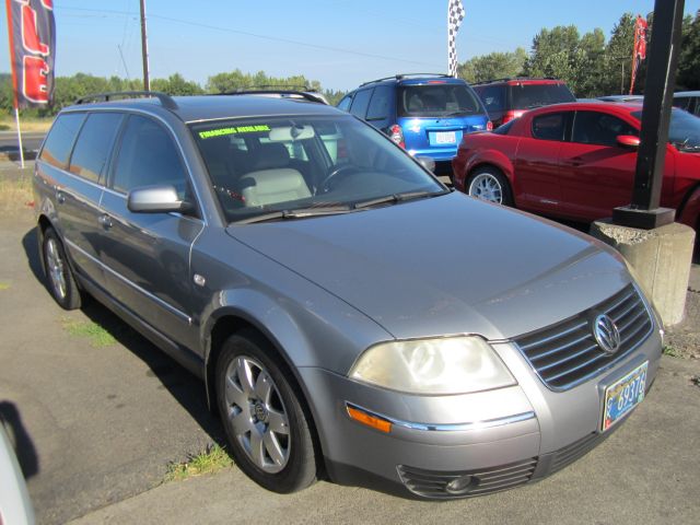 2003 Volkswagen Passat SE Crew Cab 4WD FFV