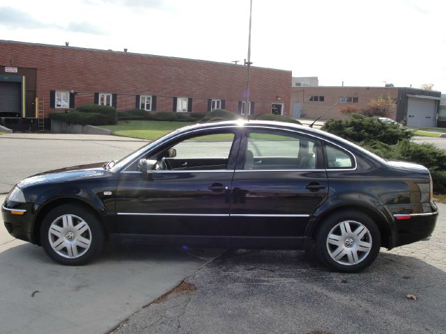 2003 Volkswagen Passat LS W/leather Seats