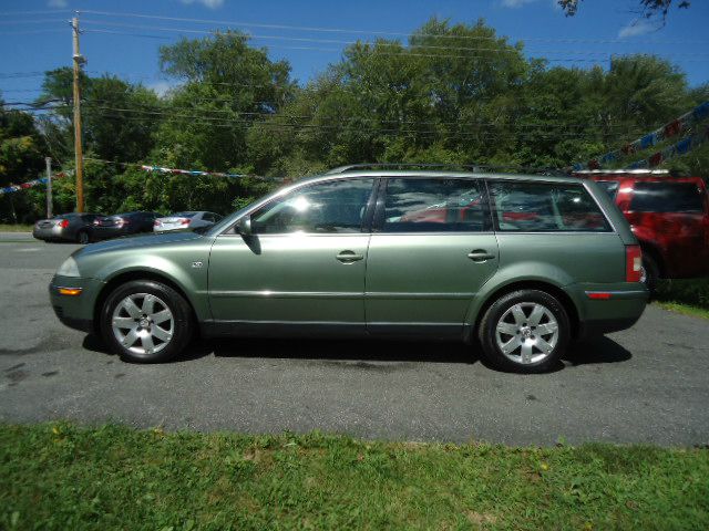 2003 Volkswagen Passat SE Crew Cab 4WD FFV