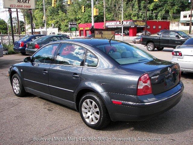 2003 Volkswagen Passat Unknown