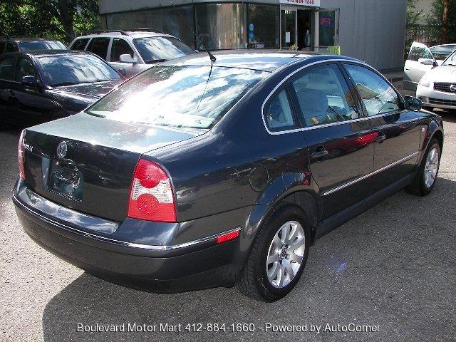 2003 Volkswagen Passat Unknown