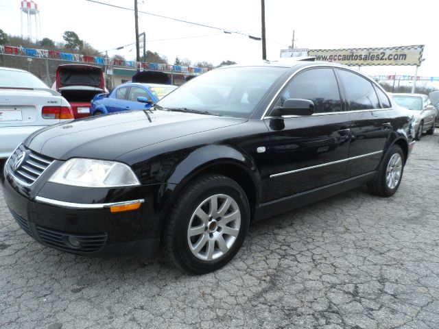 2003 Volkswagen Passat FWD 4dr Sport