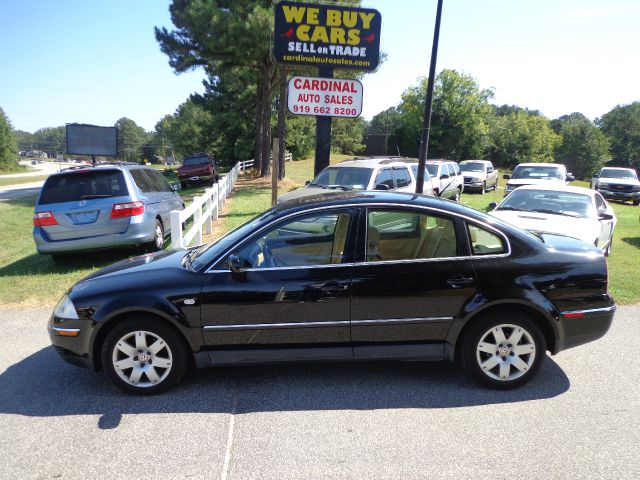 2003 Volkswagen Passat SE Crew Cab 4WD FFV