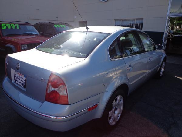 2003 Volkswagen Passat Unknown