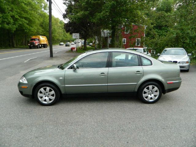 2003 Volkswagen Passat LS W/leather Seats