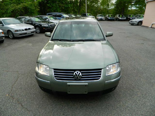 2003 Volkswagen Passat LS W/leather Seats