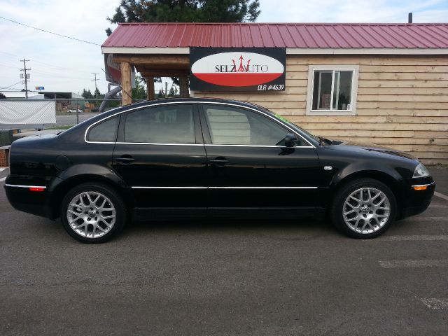 2003 Volkswagen Passat LS W/leather Seats