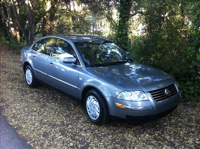 2003 Volkswagen Passat SE Crew Cab 4WD FFV