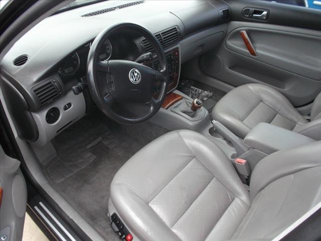 2003 Volkswagen Passat Reg Cab Flareside 120 Lightning