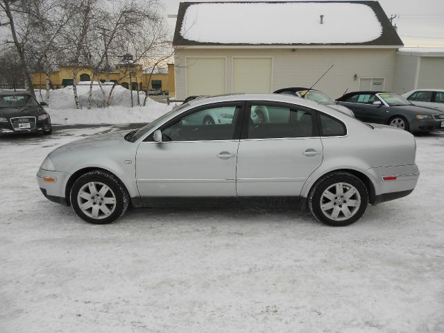 2003 Volkswagen Passat LS W/leather Seats