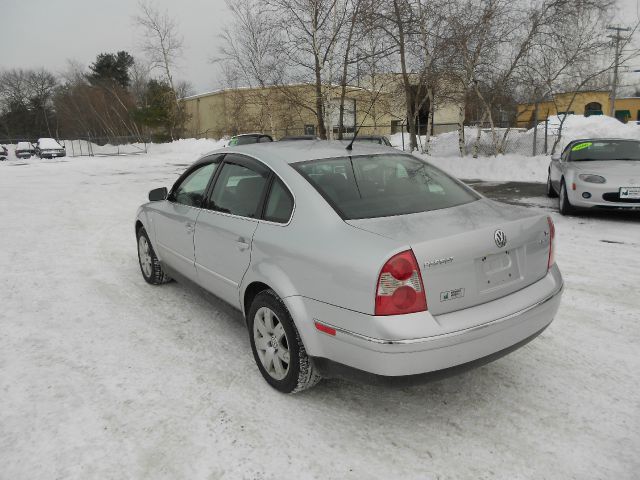 2003 Volkswagen Passat LS W/leather Seats