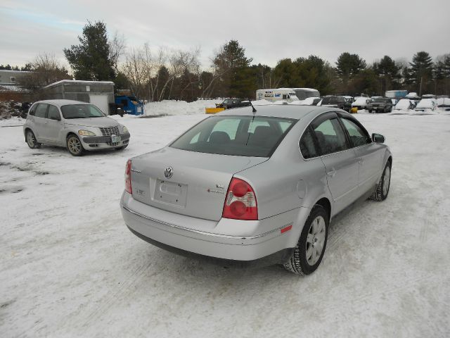 2003 Volkswagen Passat LS W/leather Seats