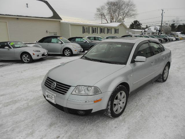 2003 Volkswagen Passat LS W/leather Seats