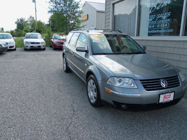 2003 Volkswagen Passat SE Crew Cab 4WD FFV