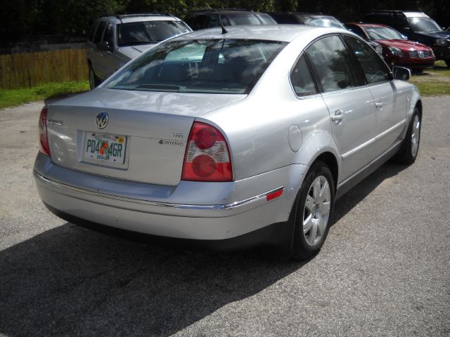 2003 Volkswagen Passat LS W/leather Seats