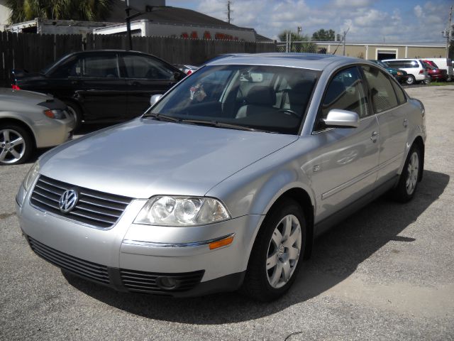 2003 Volkswagen Passat LS W/leather Seats