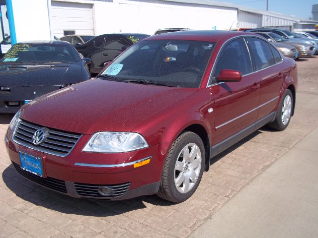 2003 Volkswagen Passat LS W/leather Seats