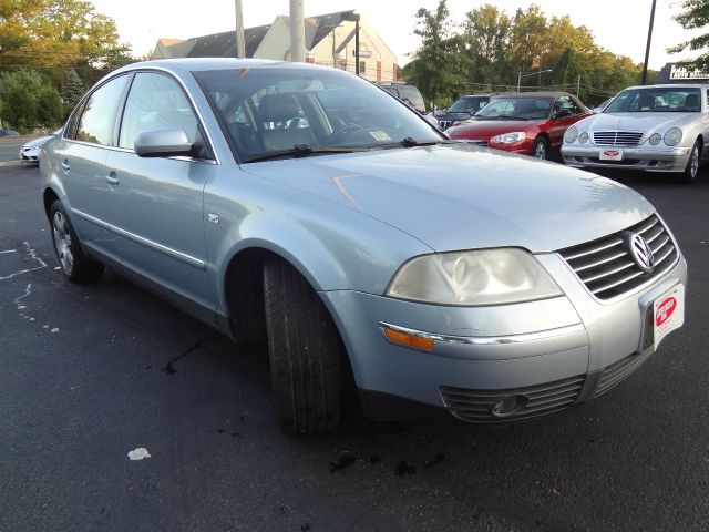 2003 Volkswagen Passat SE Crew Cab 4WD FFV