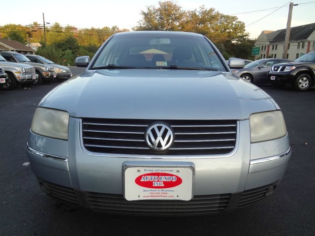 2003 Volkswagen Passat SE Crew Cab 4WD FFV