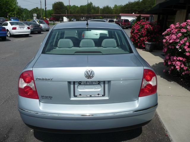 2004 Volkswagen Passat Unknown