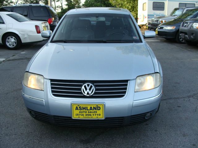 2004 Volkswagen Passat SE Crew Cab 4WD FFV