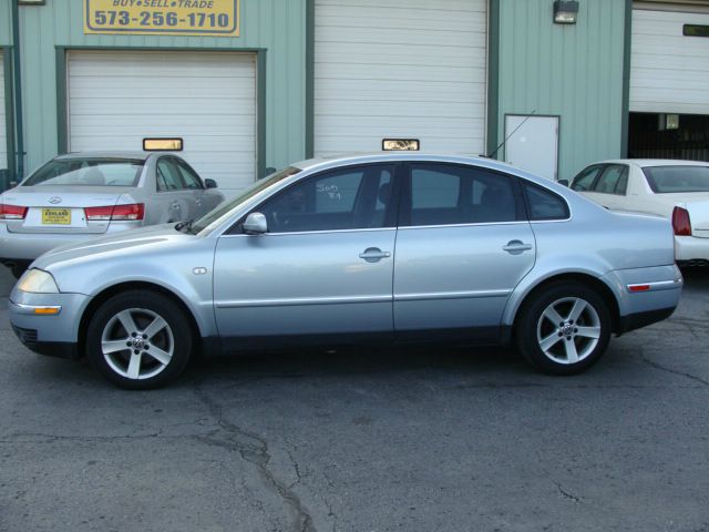 2004 Volkswagen Passat SE Crew Cab 4WD FFV