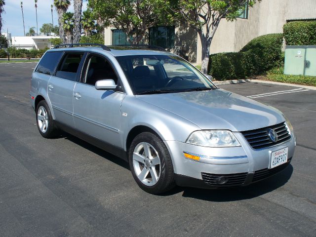 2004 Volkswagen Passat SE Crew Cab 4WD FFV