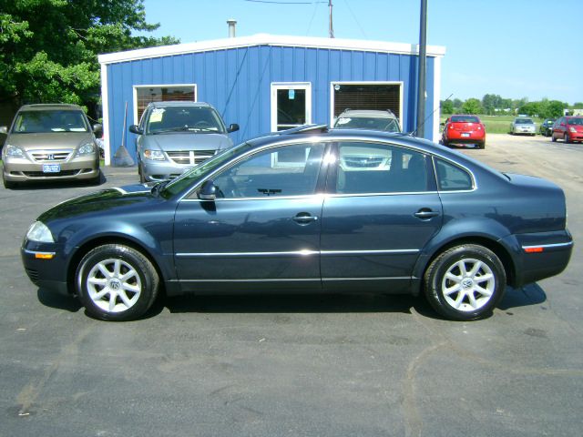 2004 Volkswagen Passat 4dr Sdn W/luxury Appearance