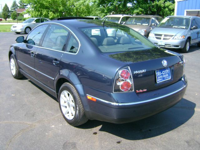 2004 Volkswagen Passat 4dr Sdn W/luxury Appearance